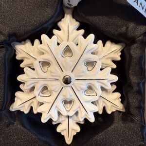 NIB Pandora Snowflake Ornament 2015 Limited Edition